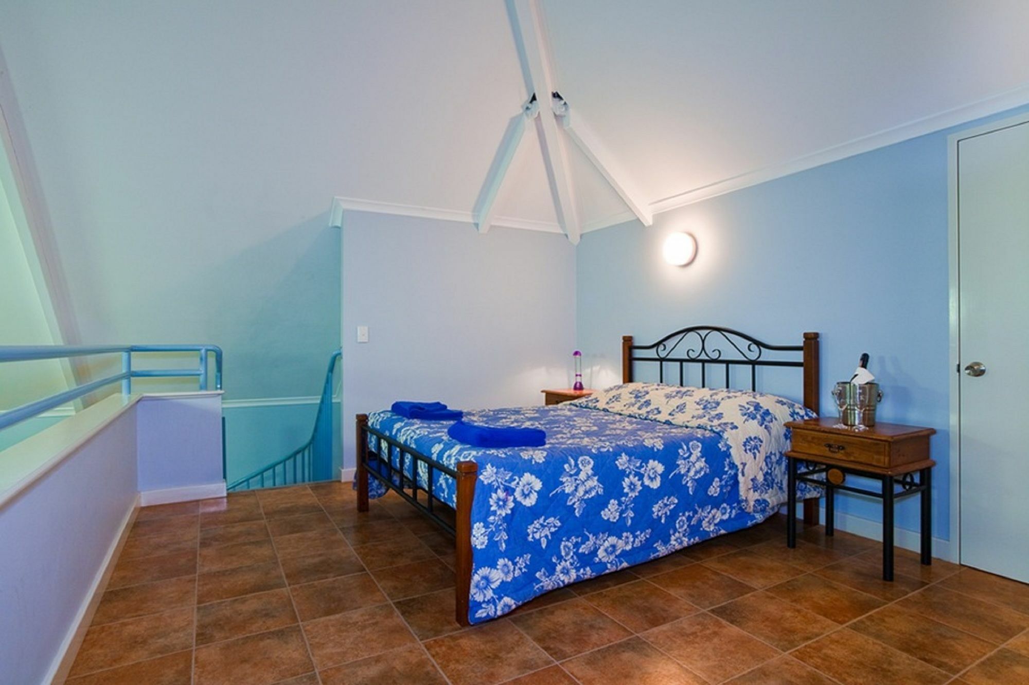 Hotel Potshot 3*